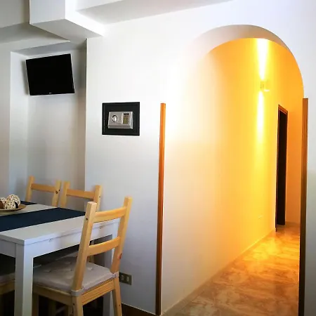 La Plaja Apartment Cefalu